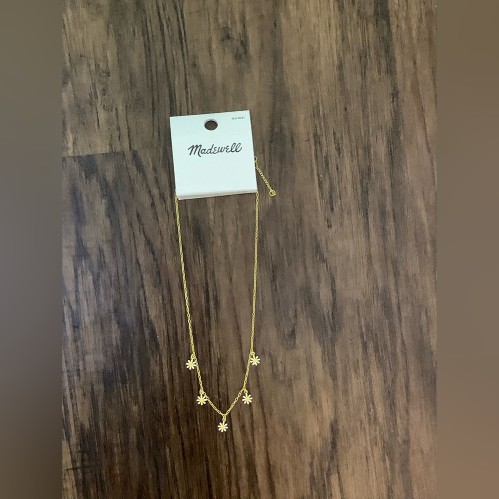 Madewell enamel daisy charm choker necklace